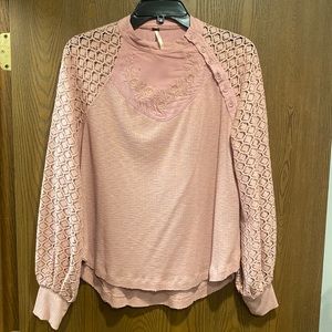 Free People Crochet Sleeve Mauve Top Size S